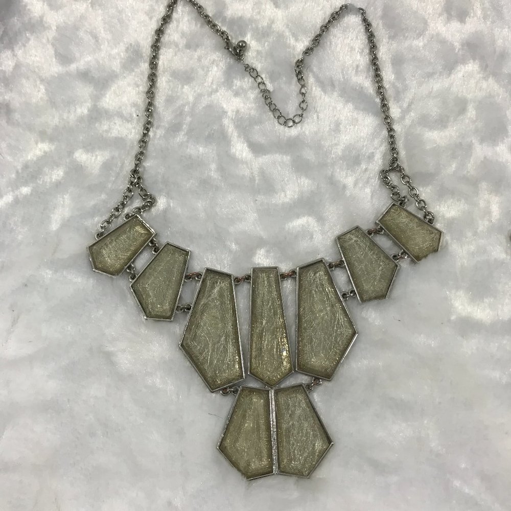 Lot of 2 Faceted Statement Bezel Set Diamond Cut - Picture 2 of 10